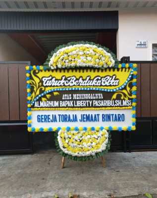 Papan Bunga Duka di Karangdadap